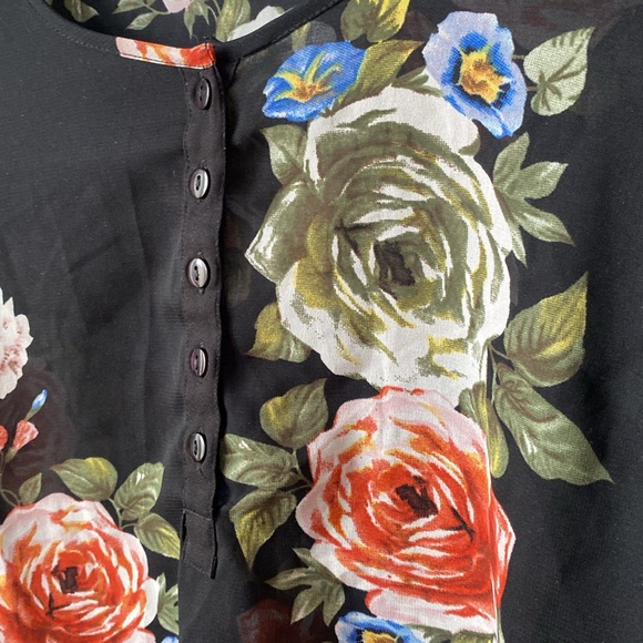 BLack Floral Blouse - Picture 2 of 3